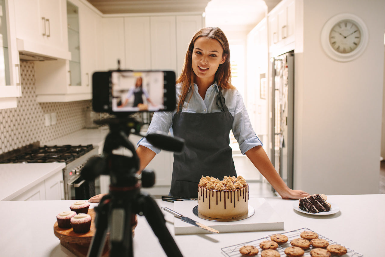 Women showing how to become a content creator